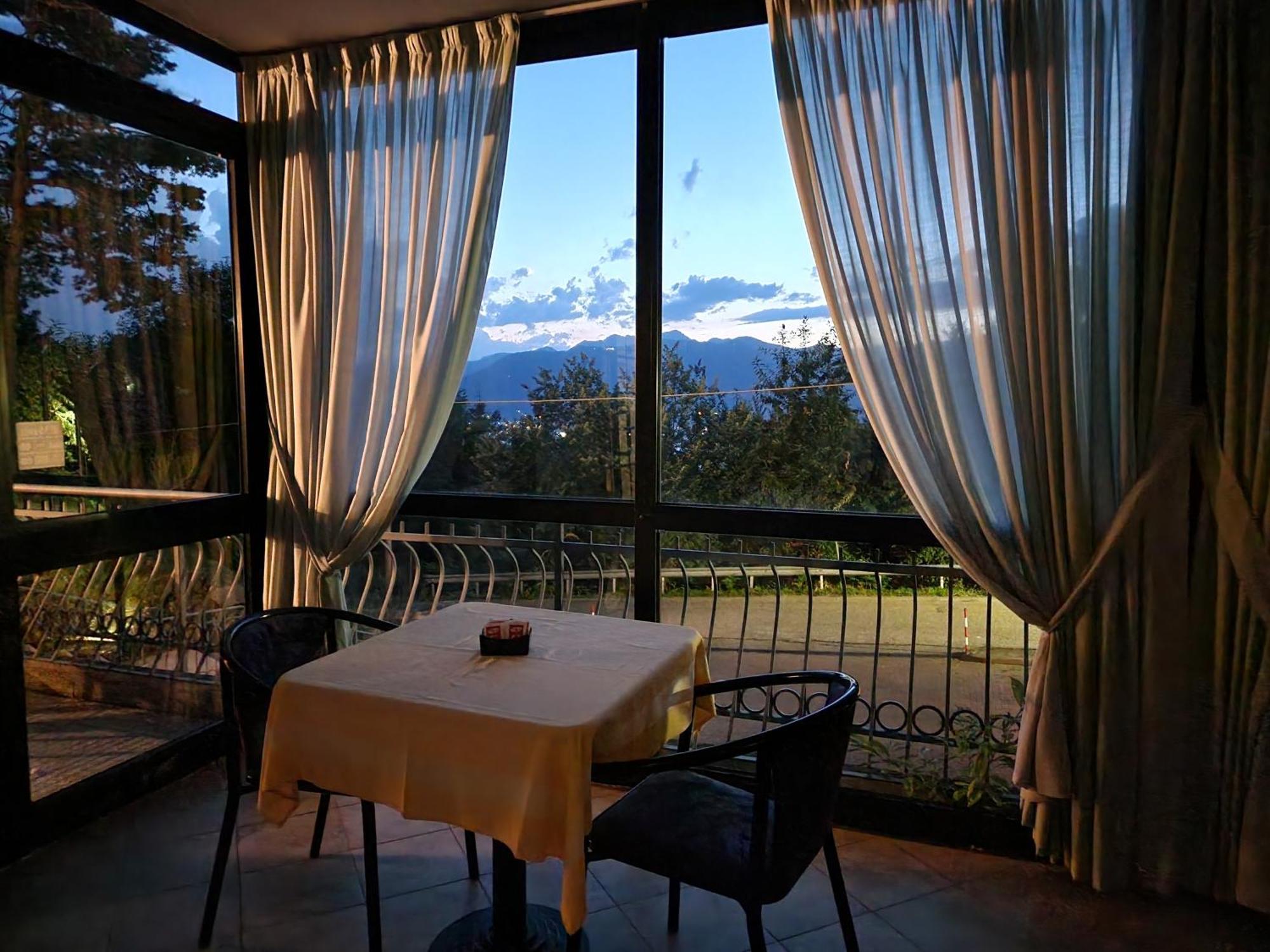 Hotel Montegrino Lakeview Montegrino Valtravaglia Exteriér fotografie