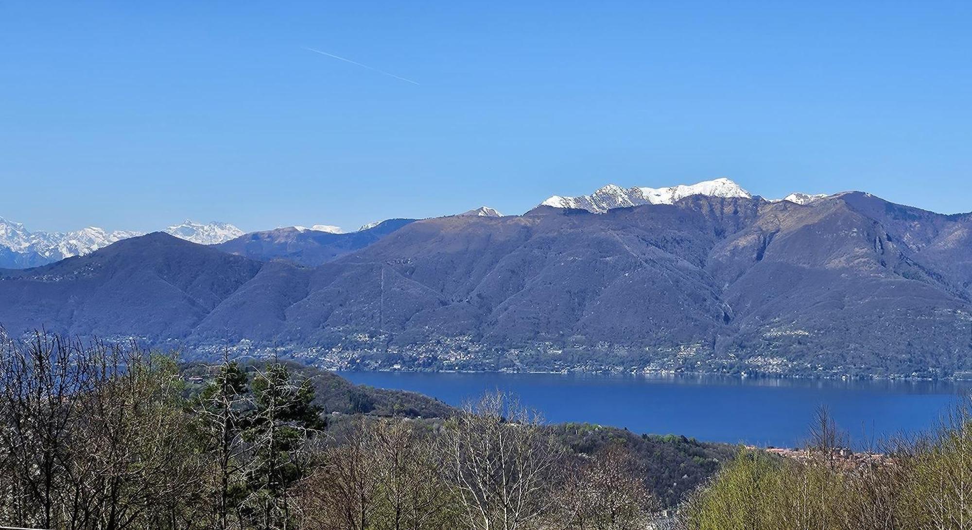 Hotel Montegrino Lakeview Montegrino Valtravaglia Pokoj fotografie
