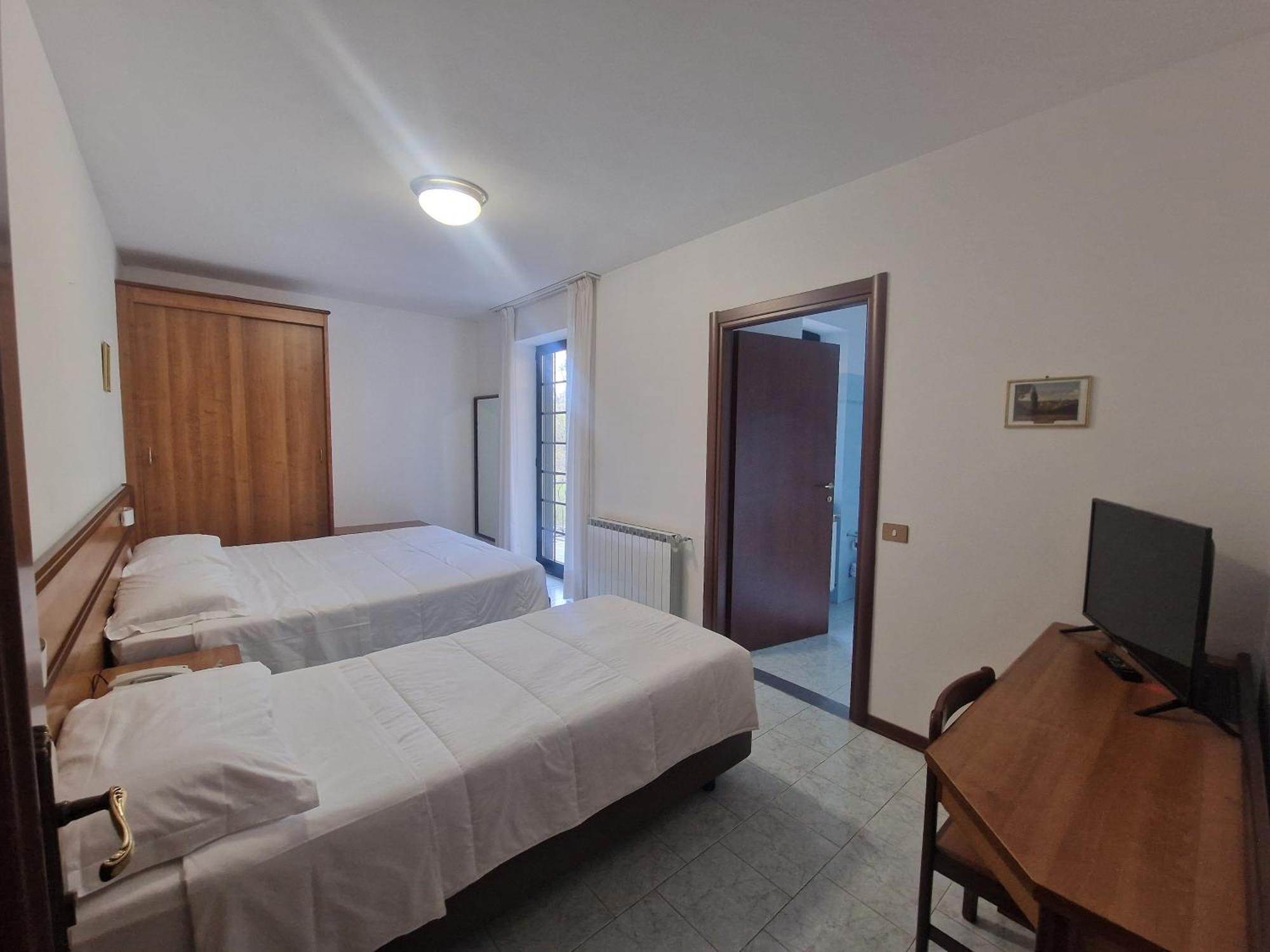 Hotel Montegrino Lakeview Montegrino Valtravaglia Exteriér fotografie